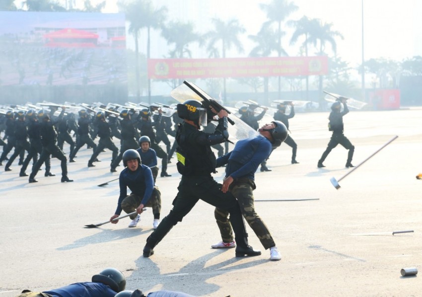 Bộ Công an xuất quân đảm bảo an ninh trật tự phục vụ Đại hội 14 của Đảng