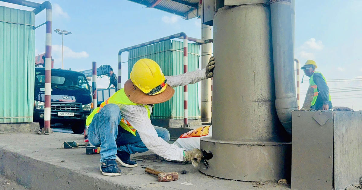 Bắt đầu tháo dỡ trạm thu phí T2 trên quốc lộ 51 qua Đồng Nai