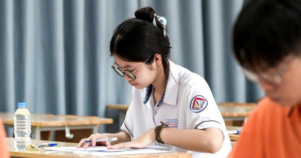 Thi tốt nghiệp THPT 2026, gần 8.000 thí sinh đăng ký miễn thi Ngoại ngữ