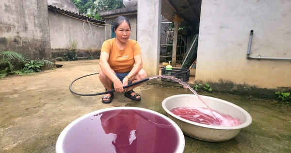 Đình chỉ hoạt động cơ sở may mặc khiến nước giếng dân cư chuyển màu tím lạ