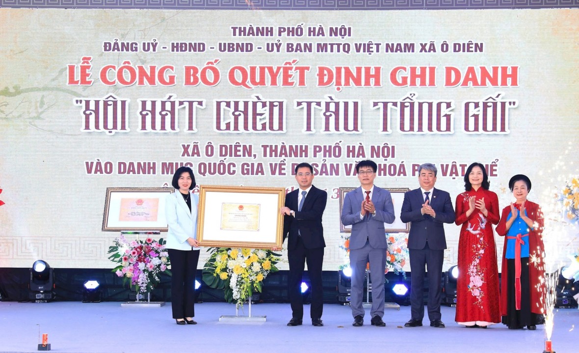 “Hội hát Chèo Tàu Tổng Gối” là di sản văn hóa phi vật thể quốc gia “Hội hát Chèo Tàu Tổng Gối” là di sản văn hóa phi vật thể quốc gia