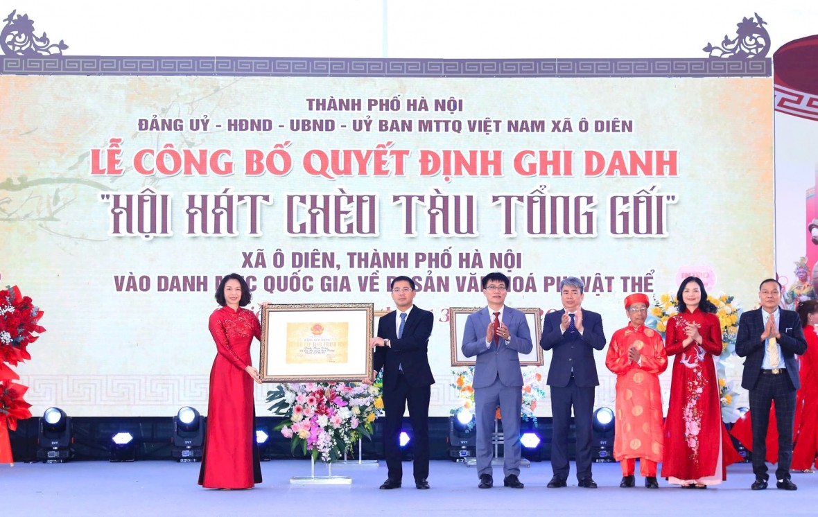“Hội hát Chèo Tàu Tổng Gối” là di sản văn hóa phi vật thể quốc gia “Hội hát Chèo Tàu Tổng Gối” là di sản văn hóa phi vật thể quốc gia