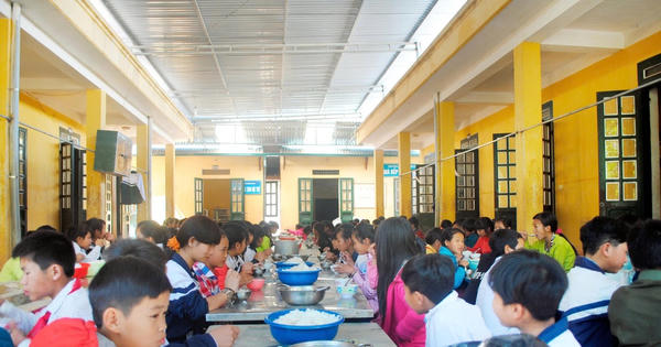 Thủ tướng chỉ đạo rà soát vụ hiệu trưởng lên facebook kêu gọi hỗ trợ gạo