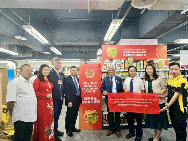 Ngày hội Văn hóa và Quảng bá sản phẩm lần thứ nhất tại Đài Loan (Trung Quốc) - Ảnh 3. Ngày hội Văn hóa và Quảng bá sản phẩm lần thứ nhất tại Đài Loan (Trung Quốc) - Ảnh 3.