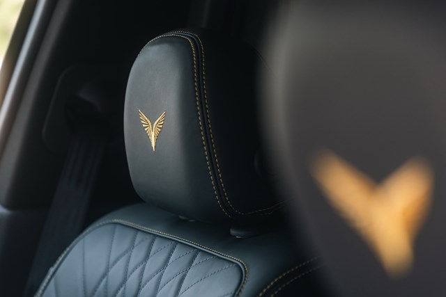 Vinfast bàn giao lô xe Lạc Hồng - Đưa đón nguyên thủ quốc tế tại đại lễ kỷ niệm 80 năm Quốc khánh - Ảnh 9 Vinfast bàn giao lô xe Lạc Hồng - Đưa đón nguyên thủ quốc tế tại đại lễ kỷ niệm 80 năm Quốc khánh - Ảnh 9