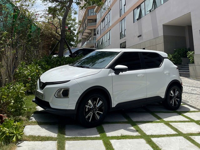 Theo anh L&ecirc; Thanh Tuấn (TP.HCM), việc nu&ocirc;i xe &ocirc; t&ocirc; trở n&ecirc;n dễ d&agrave;ng hơn từ khi sở hữu VF 5. &nbsp;