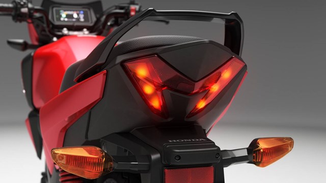 Honda trình làng mẫu xe 125cc: Tiết kiệm nhiên liệu vượt trội, mỗi lần đổ xăng có thể đi được hơn 700km - Ảnh 8