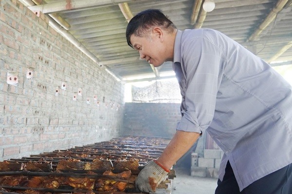 Vị ngon khó cưỡng từ đặc sản cá nướng Thái Xuyên