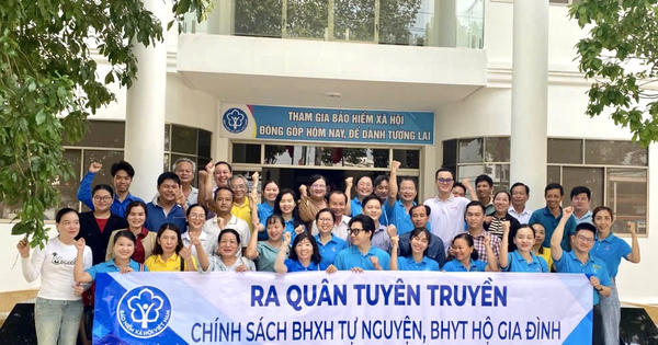 BHXH Đồng Tháp đồng loạt ra quân hưởng ứng Tháng vận động, triển khai BHXH toàn dân