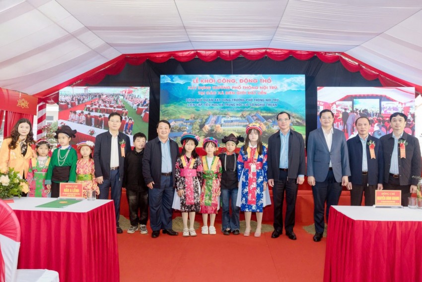 Đồng loạt khởi công 11 trường phổ thông nội trú tại các xã biên giới Tuyên Quang