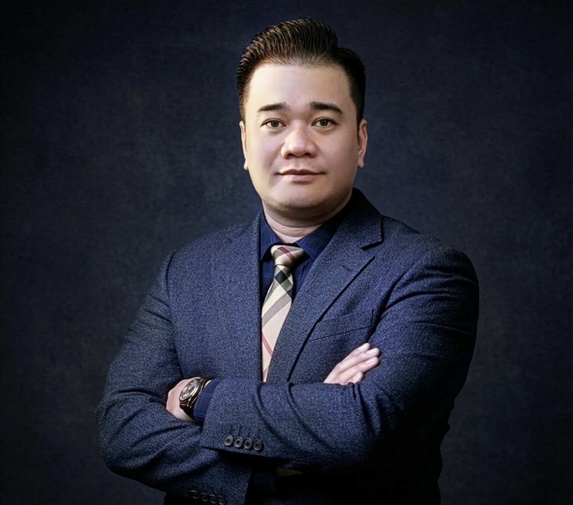 Ông Nguyễn Duy Khương - Chủ tịch 939 Group: Từ bỏ cái 