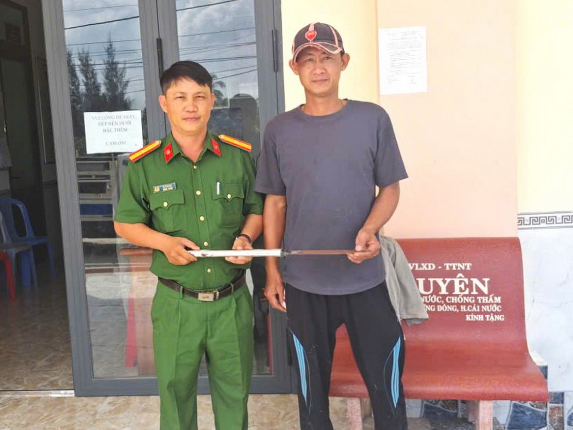 Công an Cà Mau chủ động, quyết liệt bảo đảm an ninh bầu cử đại biểu Quốc hội và HĐND các cấp Công an Cà Mau chủ động, quyết liệt bảo đảm an ninh bầu cử đại biểu Quốc hội và HĐND các cấp