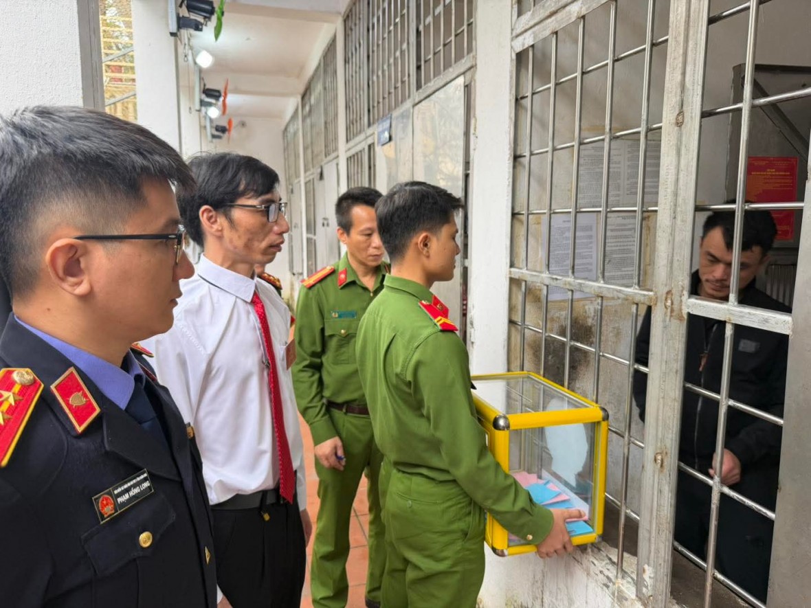 Bảo đảm quyền bầu cử cho cử tri đặc biệt tại Phân trại tạm giam Móng Cái