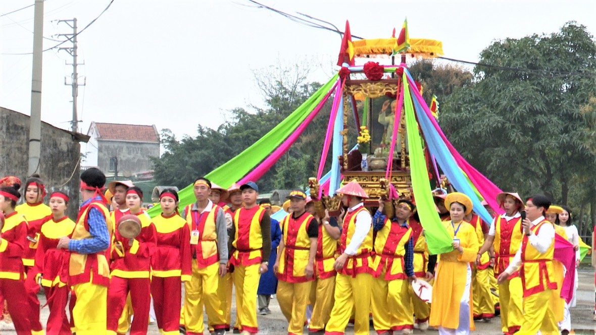 Độc đáo Lễ hội đền Mai Bảng. Độc đáo Lễ hội đền Mai Bảng.