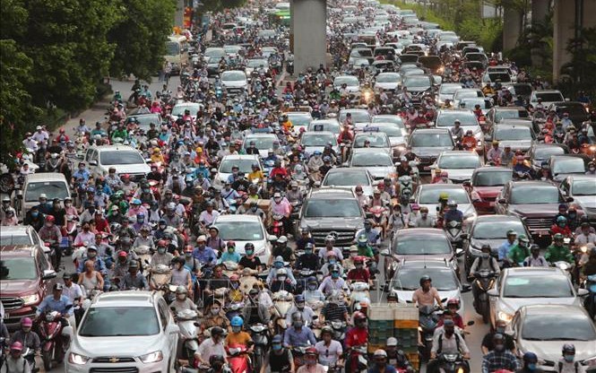 Tình trạng ô nhiễm không khí gia tăng khi các hoạt động giao thông, sản xuất và sinh hoạt đô thị dần trở lại nhịp độ bình thường. Tình trạng ô nhiễm không khí gia tăng khi các hoạt động giao thông, sản xuất và sinh hoạt đô thị dần trở lại nhịp độ bình thường.