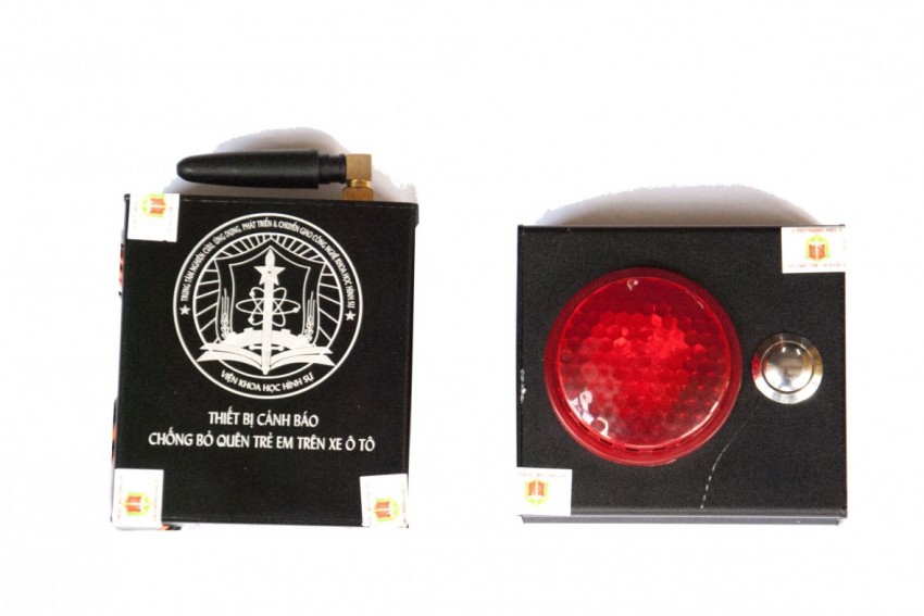 Lắp đặt thiết bị cảnh báo quên trẻ em trên xe đưa đón học sinh: Cần cảnh giác hàng trôi nổi Lắp đặt thiết bị cảnh báo quên trẻ em trên xe đưa đón học sinh: Cần cảnh giác hàng trôi nổi