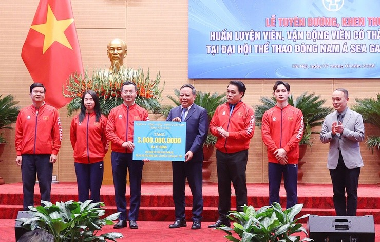 Hà Nội tuyên dương các vận động viên, huấn luyện viên đạt thành tích cao tại SEA Games 33 Hà Nội tuyên dương các vận động viên, huấn luyện viên đạt thành tích cao tại SEA Games 33