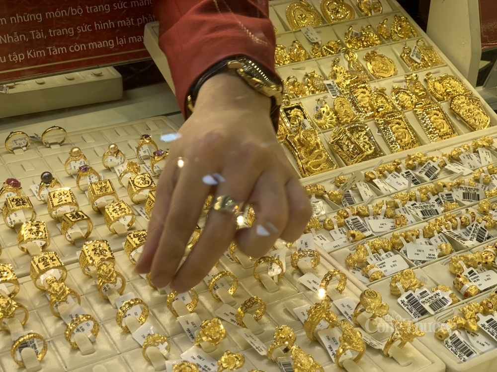 Giá vàng ngày 1/6 tăng nhẹ