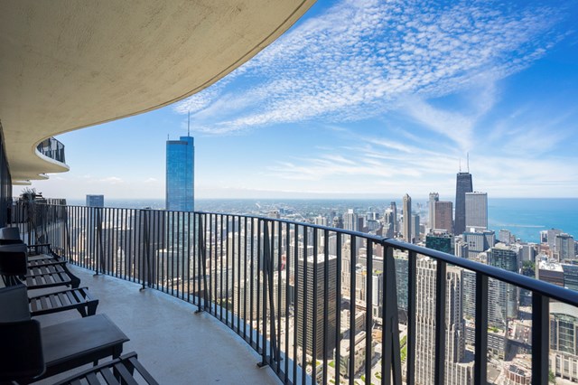 Đ&aacute;ng ch&uacute; &yacute;, tầng 8 của t&ograve;a nh&agrave; sở hữu 