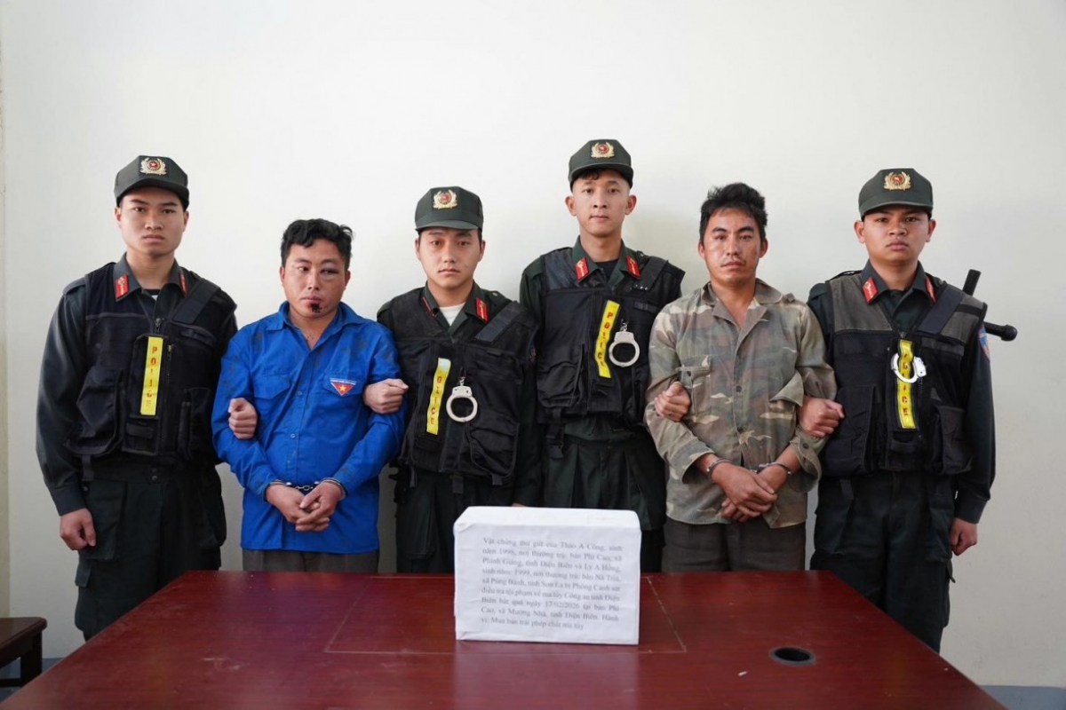 Trao thưởng đột xuất các cá nhân, tập thể triệt phá thành công chuyên án ma tuý lớn ngày mùng 1 Tết