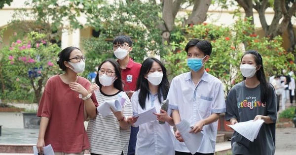 Tuyển sinh lớp 10 tại Nghệ An: Tăng trường lớp để 'giảm nhiệt'