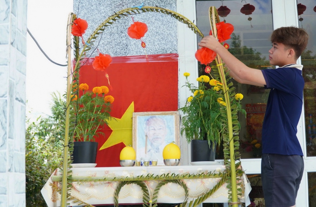 Bàn thờ Tổ quốc – Nét đẹp văn hóa thiêng liêng mỗi độ Tết đến Xuân về