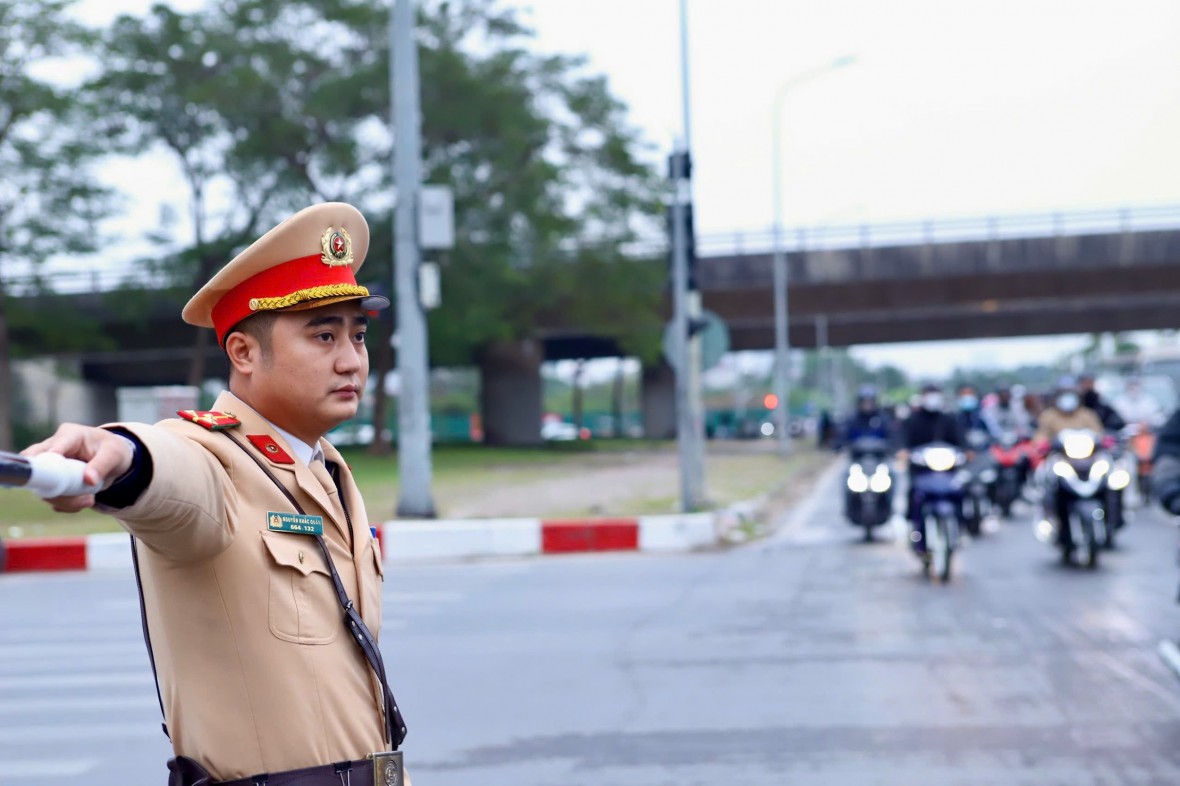 CSGT Hà Nội triển khai lực lượng bảo đảm TTATGT phục vụ sơ duyệt, diễn tập phương án bảo vệ Đại hội XIV