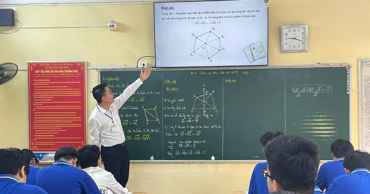 Chân dung thầy giáo 9x vừa bị bắt do liên quan đến kết quả thi THPT Tuyên Quang