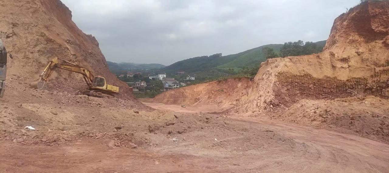 Khởi tố vụ doanh nghiệp khai thác trái phép 30.000m³ đất tại Bắc Ninh