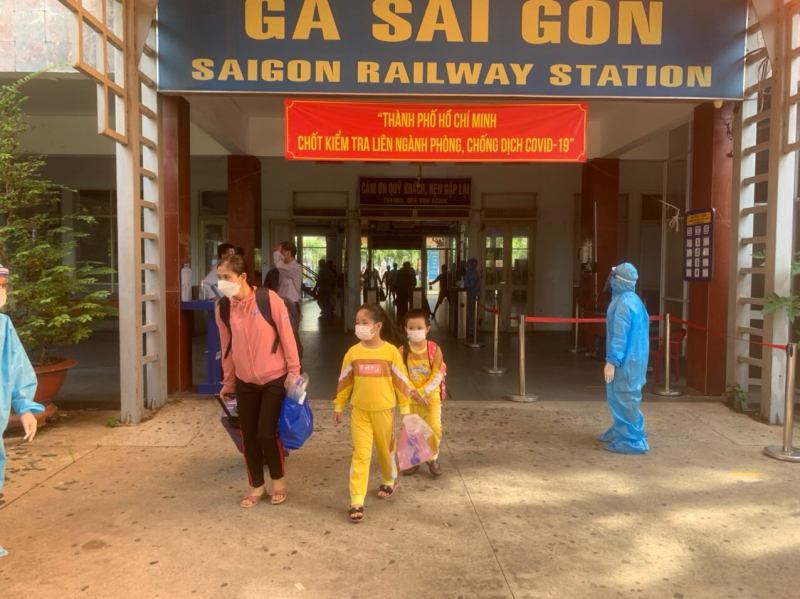 Từ tối nay (11/10): Chính thức mở  bán vé tàu tuyến Bắc Nam và Hà Nội-Hải Phòng  -0