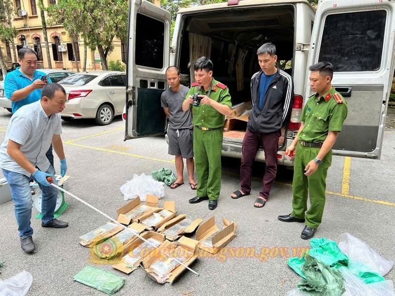 Công an Lạng Sơn triệt phá đường dây buôn lậu vàng