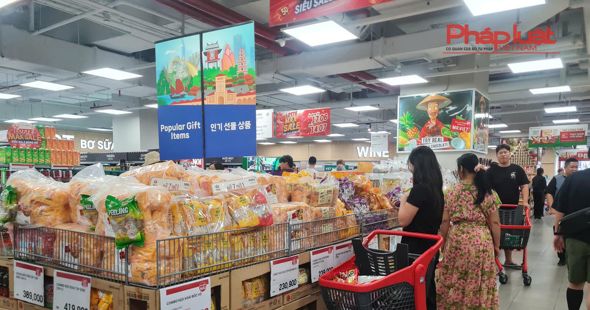 Tổng mức bán lẻ hàng hóa và doanh thu dịch vụ tiêu dùng trong 6 tháng đạt 3.889,5 nghìn tỷ đồng