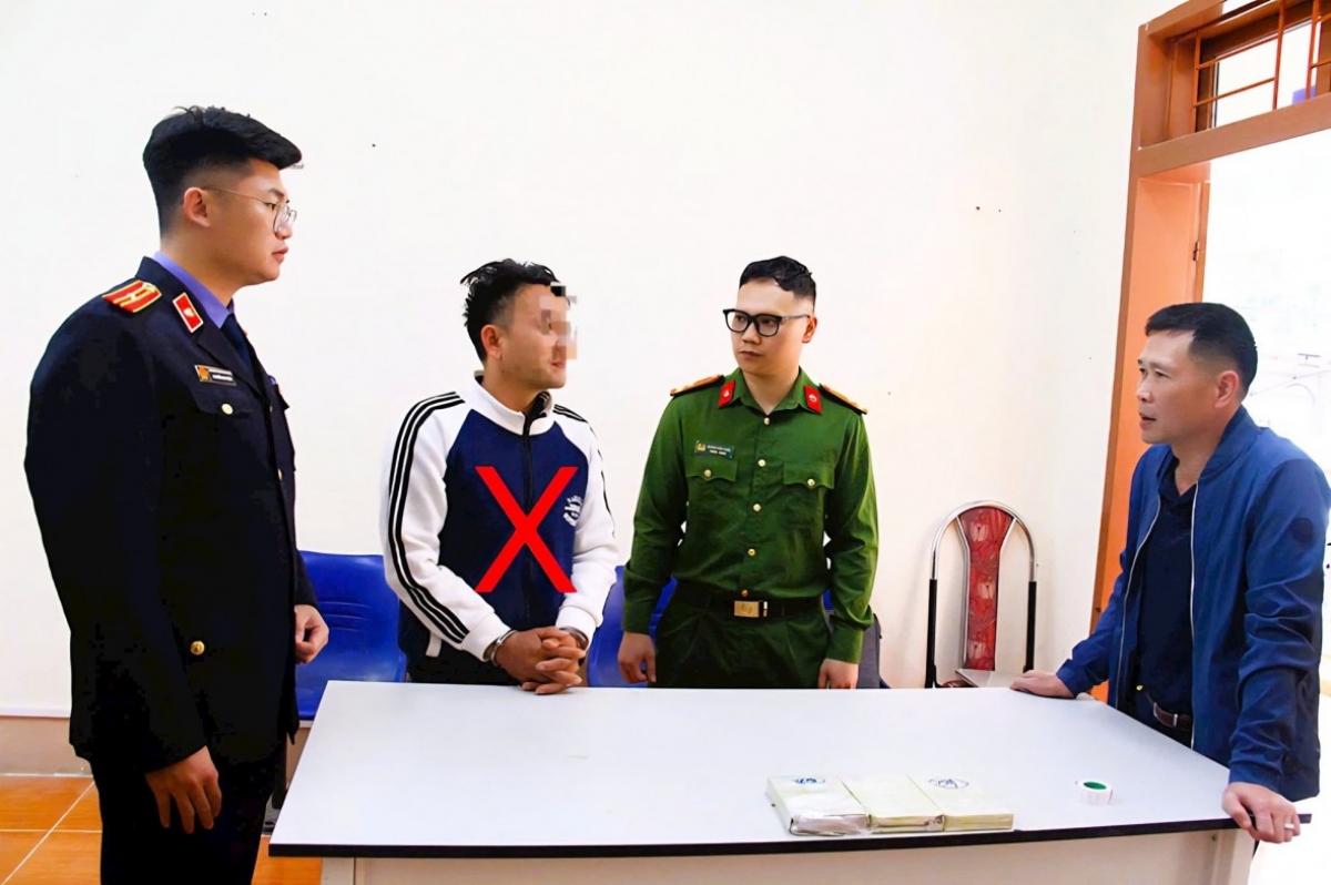 Bắt quả tang đối tượng vận chuyển trái phép 3 bánh heroine