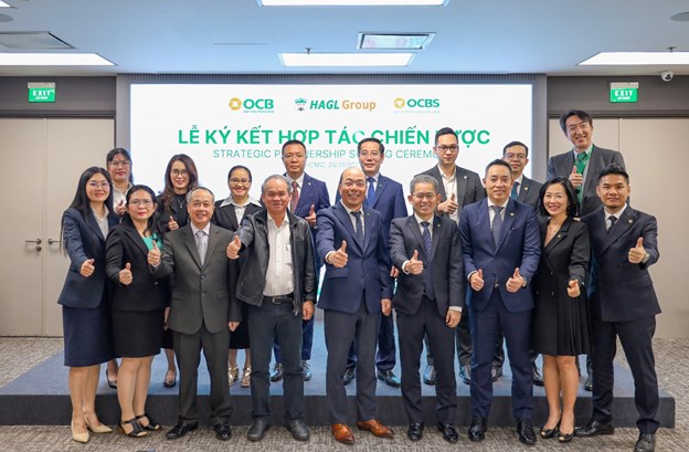 Sự hợp t&aacute;c chiến lược OCB, OCBS, HAGL hướng tới mục ti&ecirc;u th&uacute;c đẩy t&agrave;i ch&iacute;nh xanh v&agrave; ph&aacute;t triển bền vững. &nbsp;