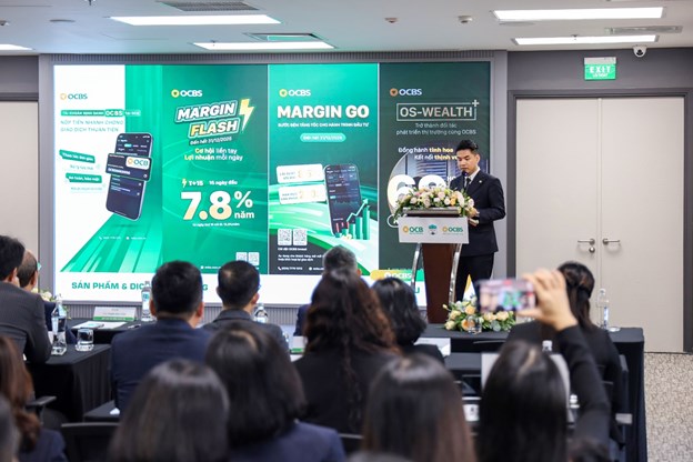 &Ocirc;ng Nguyễn Đức Qu&acirc;n T&ugrave;ng &ndash; Th&agrave;nh vi&ecirc;n HĐQT ki&ecirc;m Tổng Gi&aacute;m đốc OCBS chia sẻ tại sự kiện &nbsp;