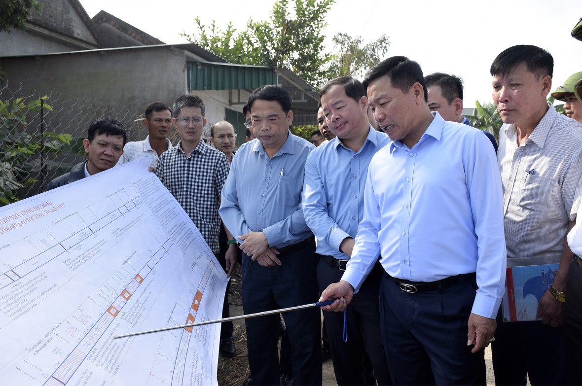 Để đảm bảo mục tiêu khởi công dự án cao tốc Vinh - Thanh Thủy trước ngày 30/4/2026.