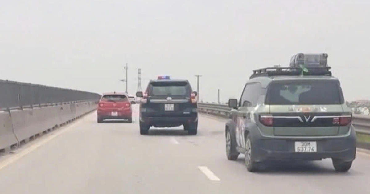 Công an xác minh clip xe Land Cruiser biển trắng hú còi, đèn ưu tiên trên cao tốc Nghi Sơn - Diễn Châu