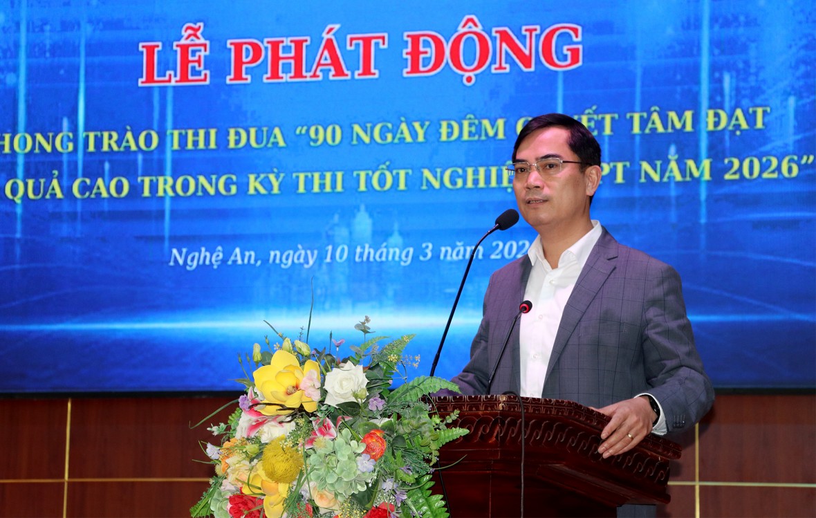 Giám đốc Sở GD&ĐT Nghệ An Nguyễn Văn Khoa: Các trường thực hiện phong trào gắn liền với nhiệm vụ trọng tâm của ngành, của từng đơn vị. Giám đốc Sở GD&ĐT Nghệ An Nguyễn Văn Khoa: Các trường thực hiện phong trào gắn liền với nhiệm vụ trọng tâm của ngành, của từng đơn vị.