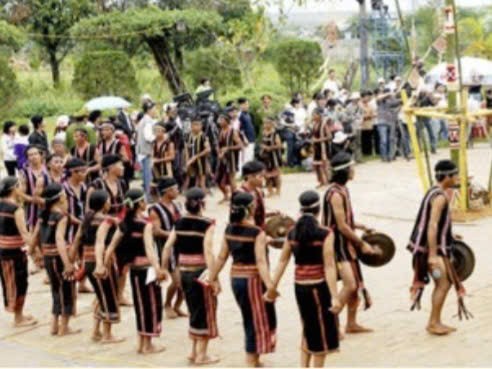 Tết Giọt nước của người Xơ Đăng: Nghi lễ thiêng liêng giữa đại ngàn Tây Nguyên Tết Giọt nước của người Xơ Đăng: Nghi lễ thiêng liêng giữa đại ngàn Tây Nguyên