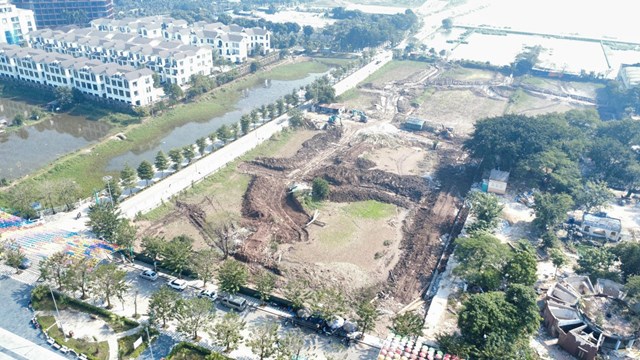 Dự án bổ cấp nước Hồ Tây mang theo kỳ vọng xử lý ô nhiễm sông Tô Lịch và tạo cảnh quan xanh - Ảnh 1