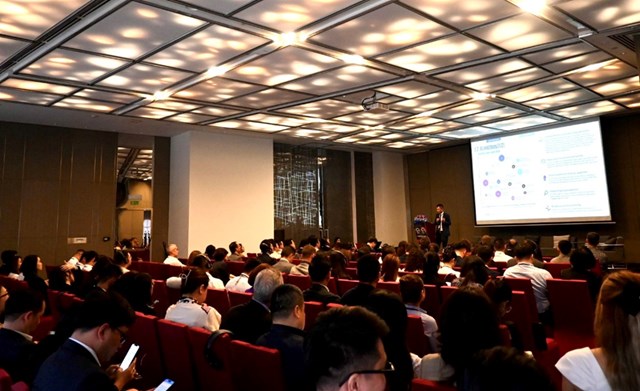 Diễn đ&agrave;n thu h&uacute;t đ&ocirc;ng đảo c&aacute;c chuy&ecirc;n gia đầu ng&agrave;nh tham gia thảo luận