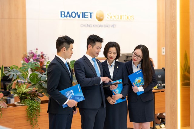 Tập đoàn Bảo Việt (BVH): Lợi nhuận hợp nhất Quý I/2024 tăng trưởng 13% - Ảnh 1