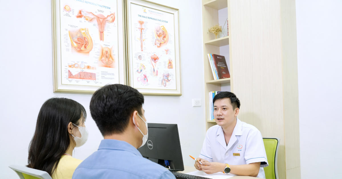 Hai năm yêu, cô gái không thể gần gũi vì lý do bất ngờ