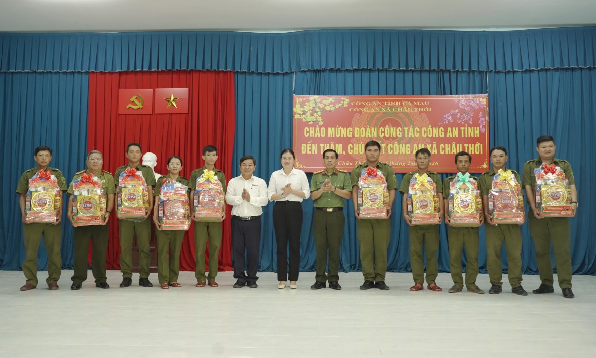 Công an Cà Mau thăm, tri ân Mẹ VNAH, Anh hùng LLVT và chúc Tết lực lượng, dịp Xuân Bính Ngọ Công an Cà Mau thăm, tri ân Mẹ VNAH, Anh hùng LLVT và chúc Tết lực lượng, dịp Xuân Bính Ngọ