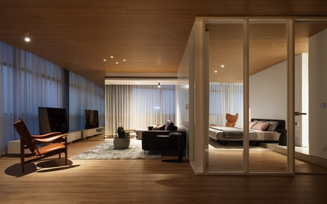 Căn hộ mặt tiền kính tràn cho người yêu âm nhạc - Ảnh 6 Căn hộ mặt tiền kính tràn cho người yêu âm nhạc - Ảnh 6