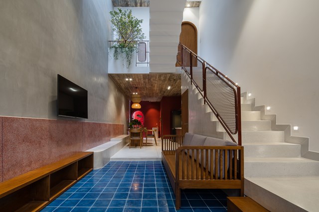 Tầng một v&agrave; tầng hai bao gồm ph&ograve;ng ngủ của c&aacute;c con. &nbsp;