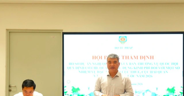 Đề xuất bãi bỏ cơ chế thu nhập đặc thù với ngành thuế, hải quan, kho bạc