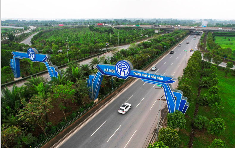 Hà Nội điều chỉnh tổ chức giao thông tại Đại lộ Thăng Long và đường Xuân Tảo để thi công các hạng mục thoát nước khẩn cấp.