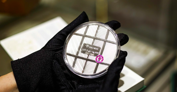 Giá bạc ngày 20/4: Bạc thế giới và trong nước cùng đi lên