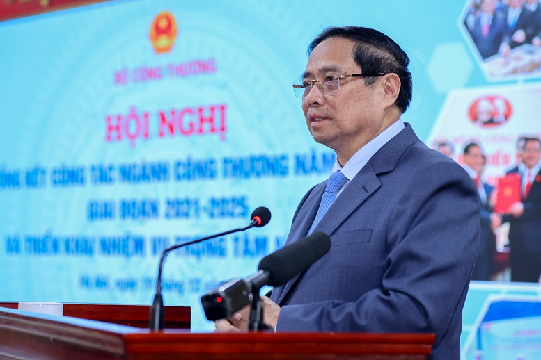Ngành Công Thương và mệnh lệnh tiên phong trong cuộc chiến chống hàng giả, buôn lậu và gian lận thương mại
